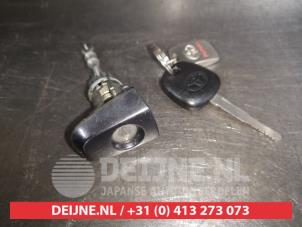 Toyota Auris Schlossset Zylinder (komplett) O561317 foto 2