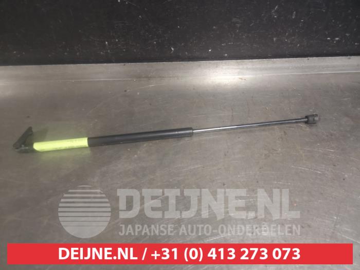 Mitsubishi Lancer Gasdemper links-achter O561366