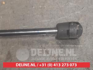 Mitsubishi Lancer Rear gas strut, left O561366 photo 3