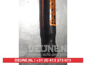 Hyundai Coupe Gasdämpfer rechts hinten O294724 foto 3