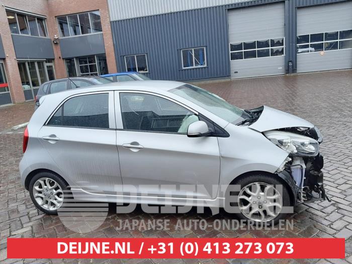 Kia Picanto Driehoeks Ruit rechts-achter O561411