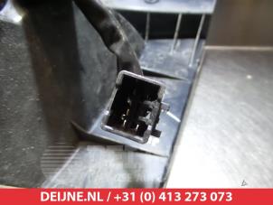 Daewoo Nubira Taillight, right O299615 photo 3