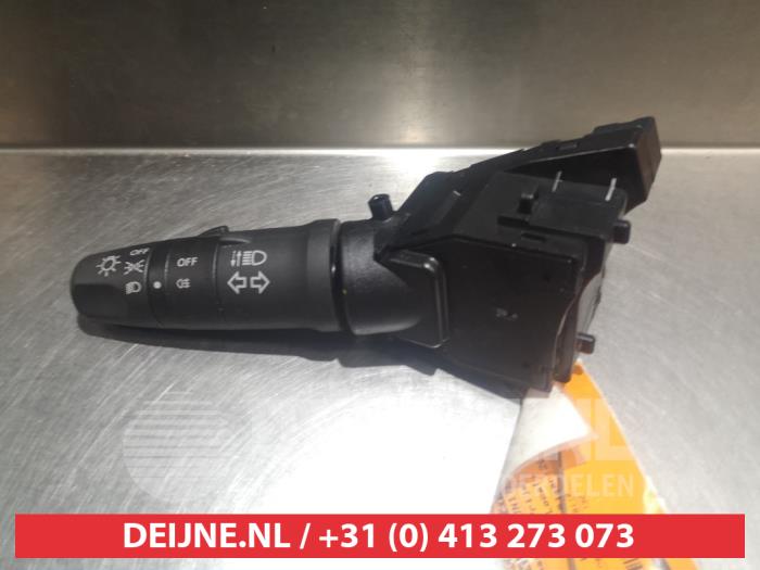 Nissan X-Trail Licht Schalter O306828