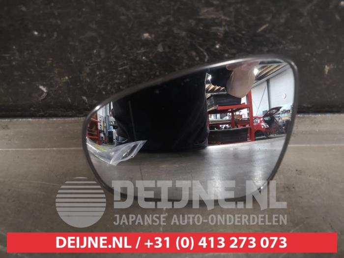 Lexus IS Spiegelglas links O561628
