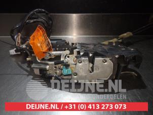 Lexus LS Front door lock mechanism 4-door, right O280962 photo 3