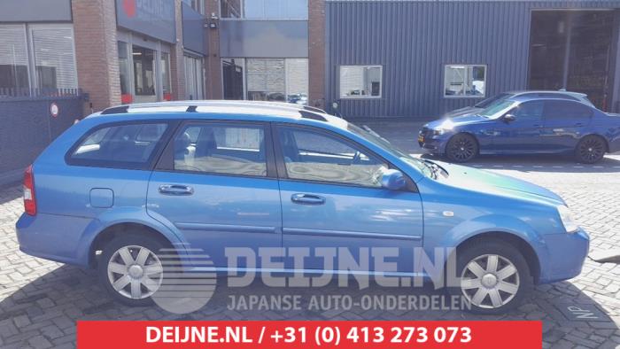 Chevrolet Nubira Tür 4-türig rechts vorne O561615