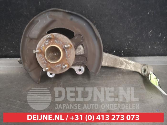 Lexus IS Fusee links-voor O561695