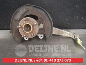 Gebruikte Fusee links-voor Lexus IS (E3) 300h 2.5 16V Prijs op aanvraag aangeboden door V.Deijne Jap.Auto-onderdelen BV