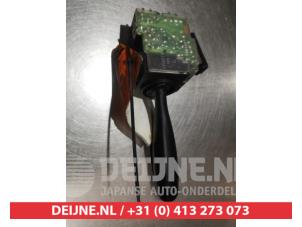 Daihatsu Cuore Ruitenwis Schakelaar O310105 foto 3