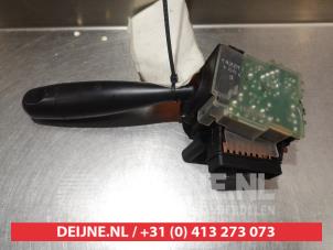 Daihatsu Cuore Ruitenwis Schakelaar O310111 foto 3