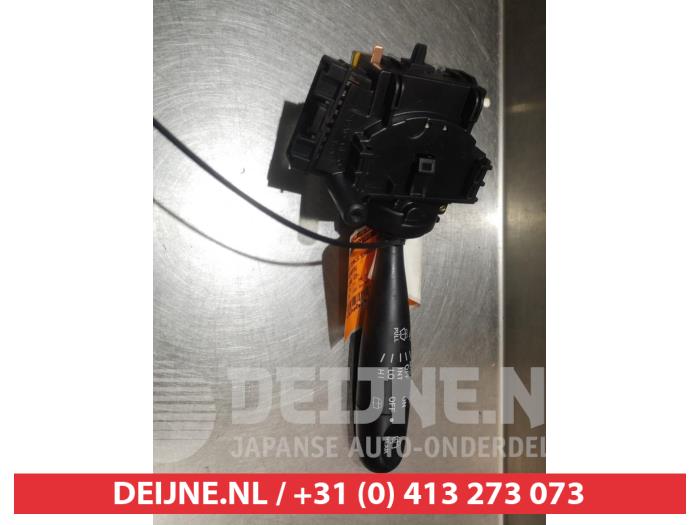 Daihatsu Cuore Scheibenwischer Schalter O310113