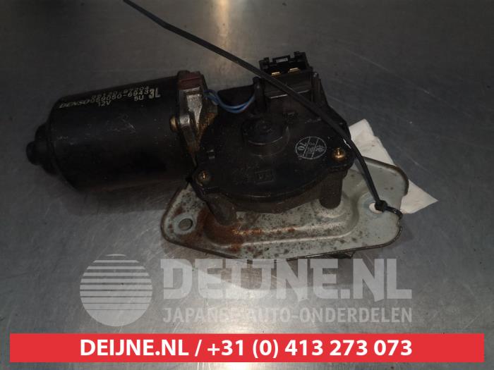 Daihatsu Cuore Scheibenwischermotor vorne O349122