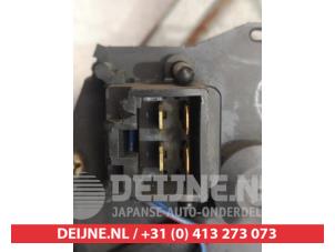 Daihatsu Cuore Ruitenwissermotor voor O349123 foto 3