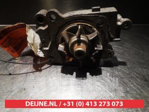 Mitsubishi Pajero Waterpomp O348040 foto 2