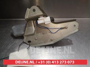 Mazda 2 Ruitenwissermotor achter O300961 foto 2
