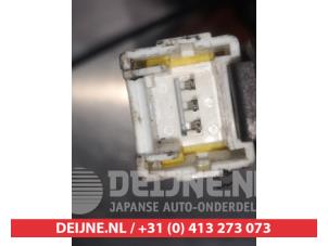 Nissan Primera Rear wiper motor O301064 photo 3