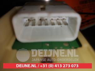 Daihatsu Cuore Kombischalter Fenster O312204 foto 3