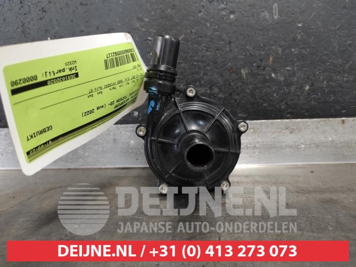 Hyundai Tucson Additional water pump O562117