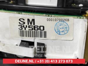 Nissan Maxima Kilometerteller KM O304452 foto 3