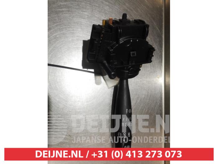 Daihatsu Sirion Ruitenwis Schakelaar O310078