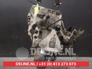 Nissan Micra Gearbox O562396 photo 3