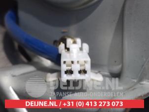 Mazda Demio Rear wiper motor O300958 photo 3