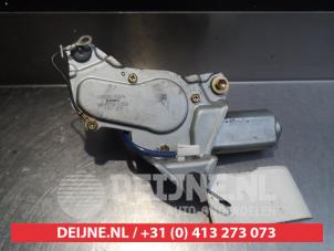 Mazda Demio Scheibenwischermotor hinten O300956 foto 2