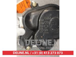 Honda Accord Scheibenwischermotor vorne O349067 foto 3