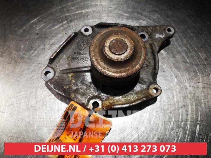 Mitsubishi Space Star Water pump O348032