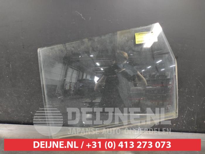 Nissan X-Trail Türscheibe 4-türig links hinten O562593