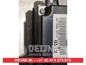 Honda FR-V Heater control panel O306135 photo 4