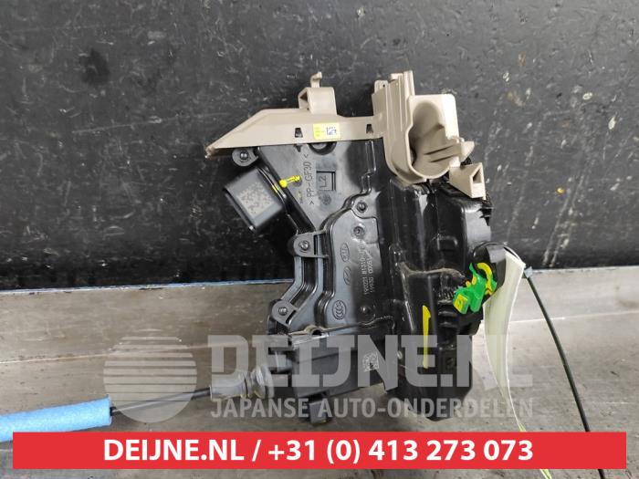 Kia Pro Ceed Deurslot Mechaniek 4Deurs links-voor O562648