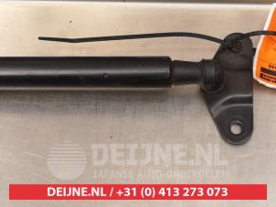 Honda Civic Gasdemper rechts-achter O295259 foto 2