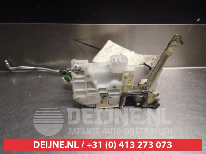 Toyota Avensis Deurslot Mechaniek 4Deurs rechts-voor O281234