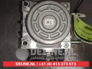 Gebruikte ABS Pomp Mitsubishi Outlander (GF/GG) 2.0 16V 4x2 Prijs € 50,00 Margeregeling aangeboden door V.Deijne Jap.Auto-onderdelen BV