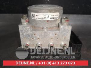 Mitsubishi Outlander ABS pump O562901 photo 2