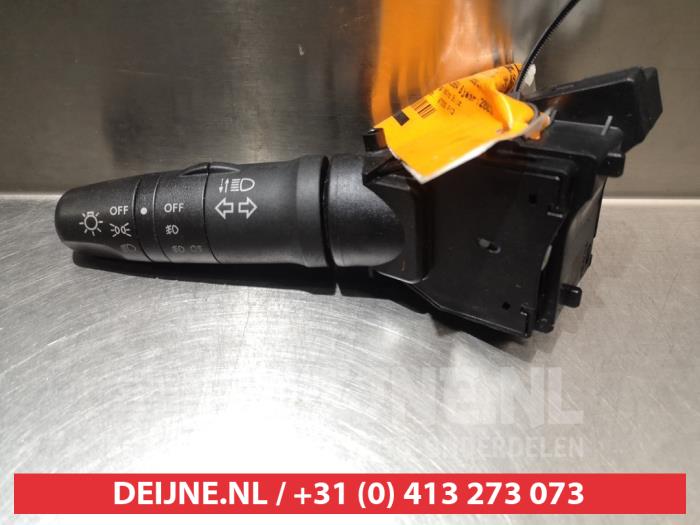 Nissan Primera Licht Schalter O306777