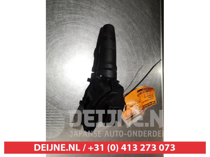 Nissan Primera Licht Schalter O306778