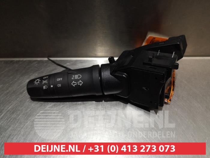 Nissan Primera Licht Schalter O306781