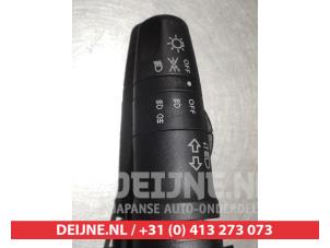 Nissan Primera Licht Schalter O306785 foto 2