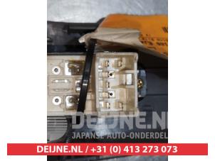 Kia Cerato Electric window switch O311313 photo 2
