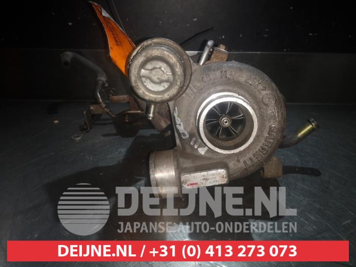 Nissan Primera Turbo O365717