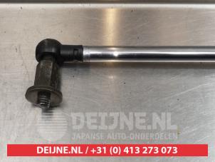Mitsubishi Grandis Gasdämpfer rechts hinten O295186 foto 2