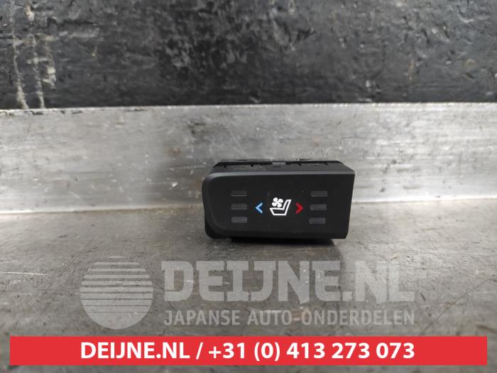 Kia Sorento Sitzheizung Schalter O563098