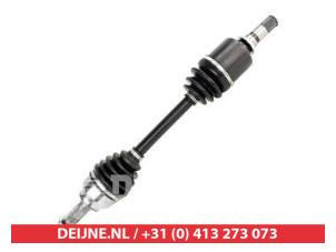 Nieuwe Aandrijfas links-voor Mazda 5 Prijs € 94,17 Inclusief btw aangeboden door V.Deijne Jap.Auto-onderdelen BV