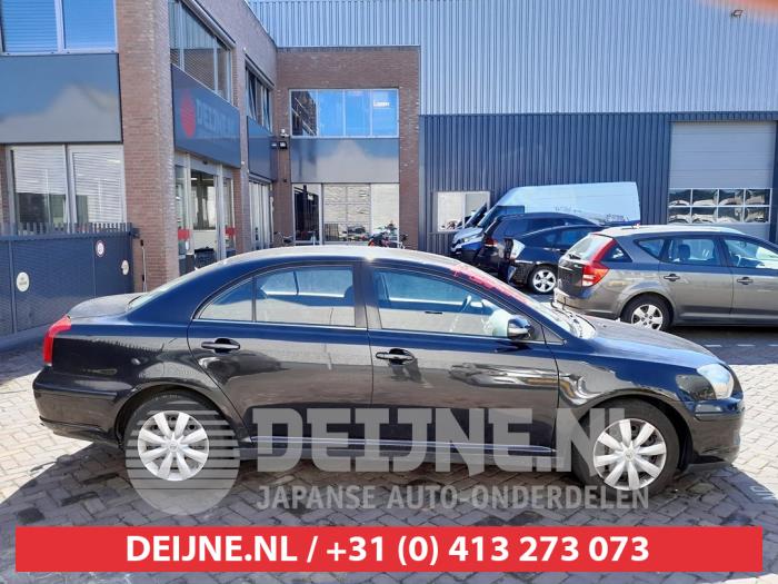 Toyota Avensis Portierruit 4Deurs rechts-achter O563198