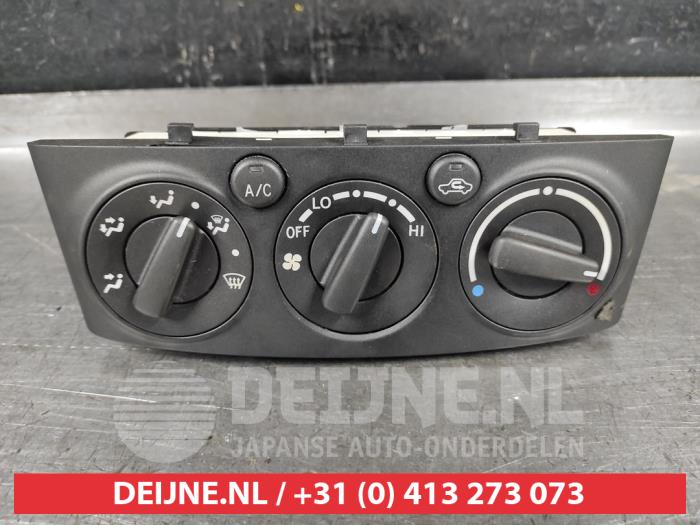 Toyota Avensis Kachel Bedieningspaneel O563208