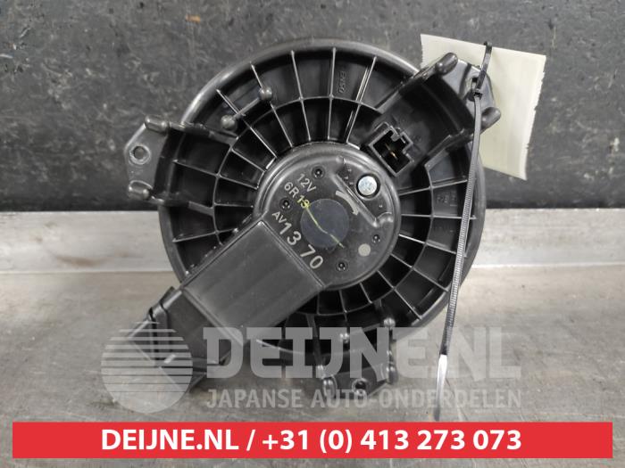 Toyota Yaris Kachel Ventilatiemotor O563296