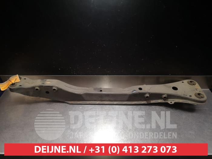 Nissan Maxima Motorbalken O350431