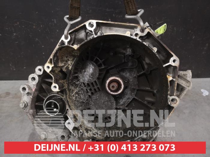 Chevrolet Captiva Gearbox O563390